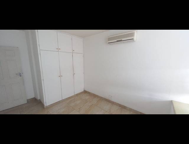 2 BEDROOM FLAT TO LET IN ESSENWOOD